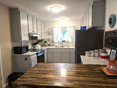 Tiny photo for 243 Shadowbrook Drive, Cave Junction, OR 97523 (MLS # 220213221)