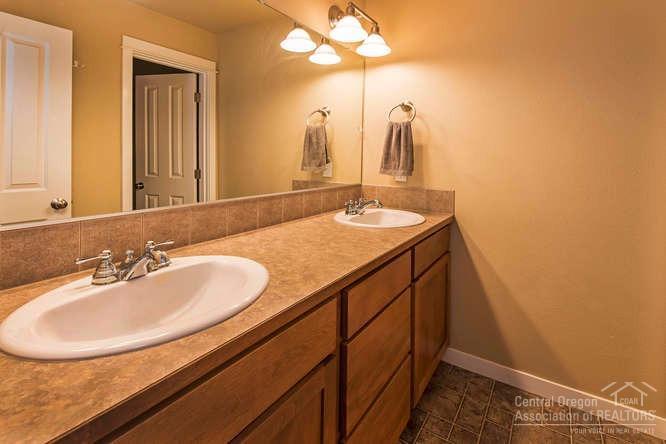 Oakview - Residential