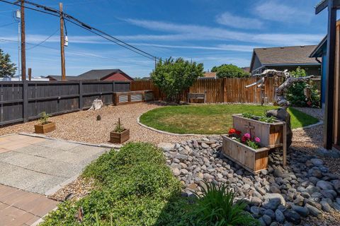 Tiny photo for 3149 SW Antler Lane, Redmond, OR 97756 (MLS # 220213879)
