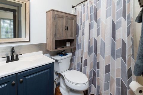 Tiny photo for 3149 SW Antler Lane, Redmond, OR 97756 (MLS # 220213879)