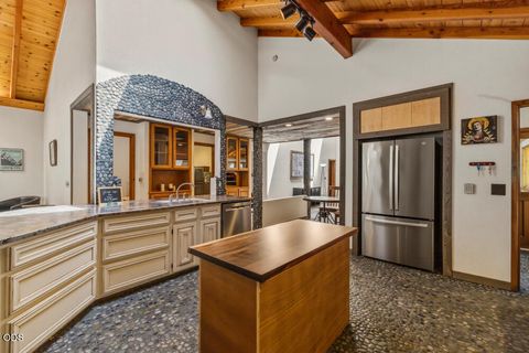 Tiny photo for 25966 Sky Trails Road, Lakeview, OR 97630 (MLS # 220223495)