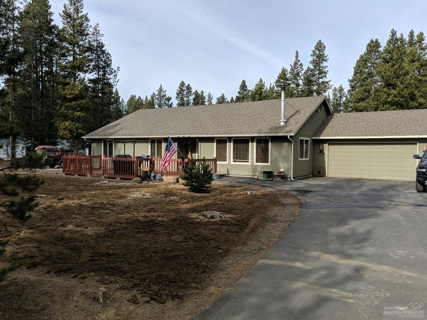 Welcome home! This is the home you have been looking for.<span style=font-size: 10pt;>1 acre fenced back yard. Large master suite with permitted attached sitting room, lots of windows and natural light. Certified cozy wood stove, deep well for the area and a water softener system in place. Paved large driveway all on a tree lined property, Front and rear decks/patio, RV parking with plenty of room to raise your family. Minutes from the Deschutes river, High mountain lakes and La pine state park.</span>