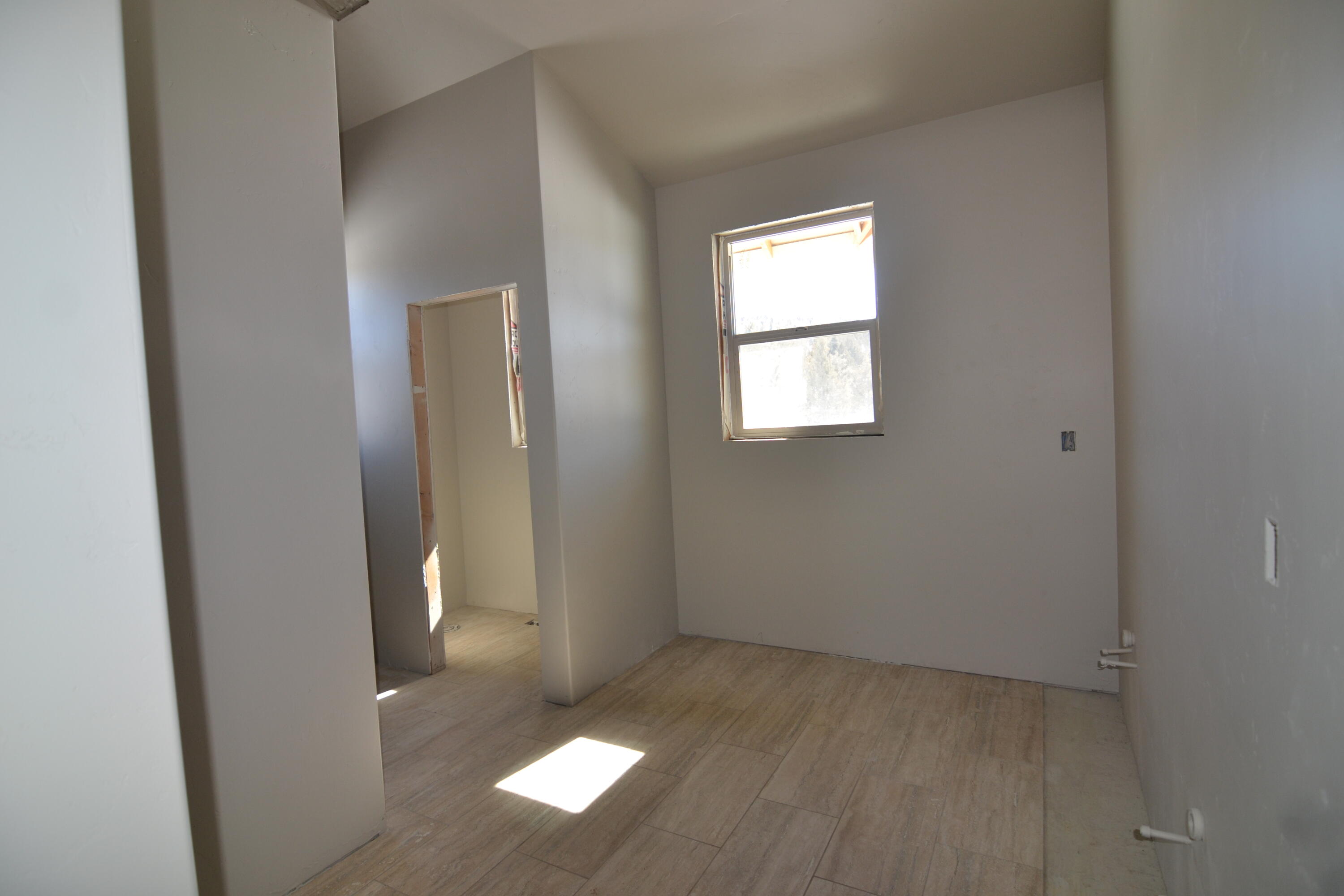 Mountain Ridge Est. - Residential