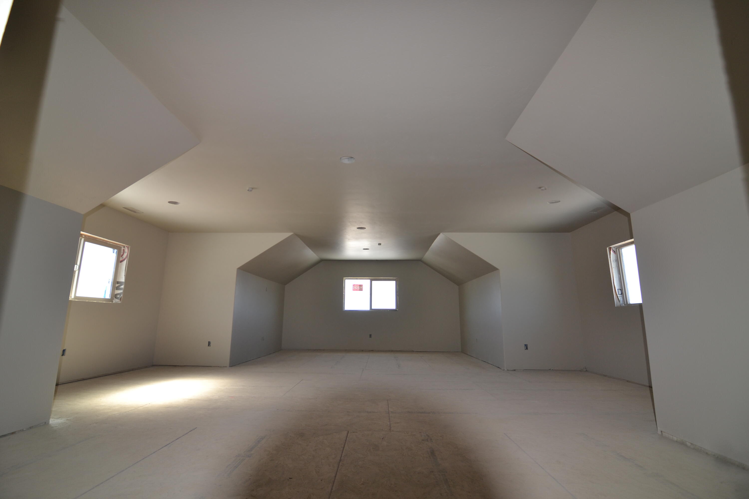 Mountain Ridge Est. - Residential