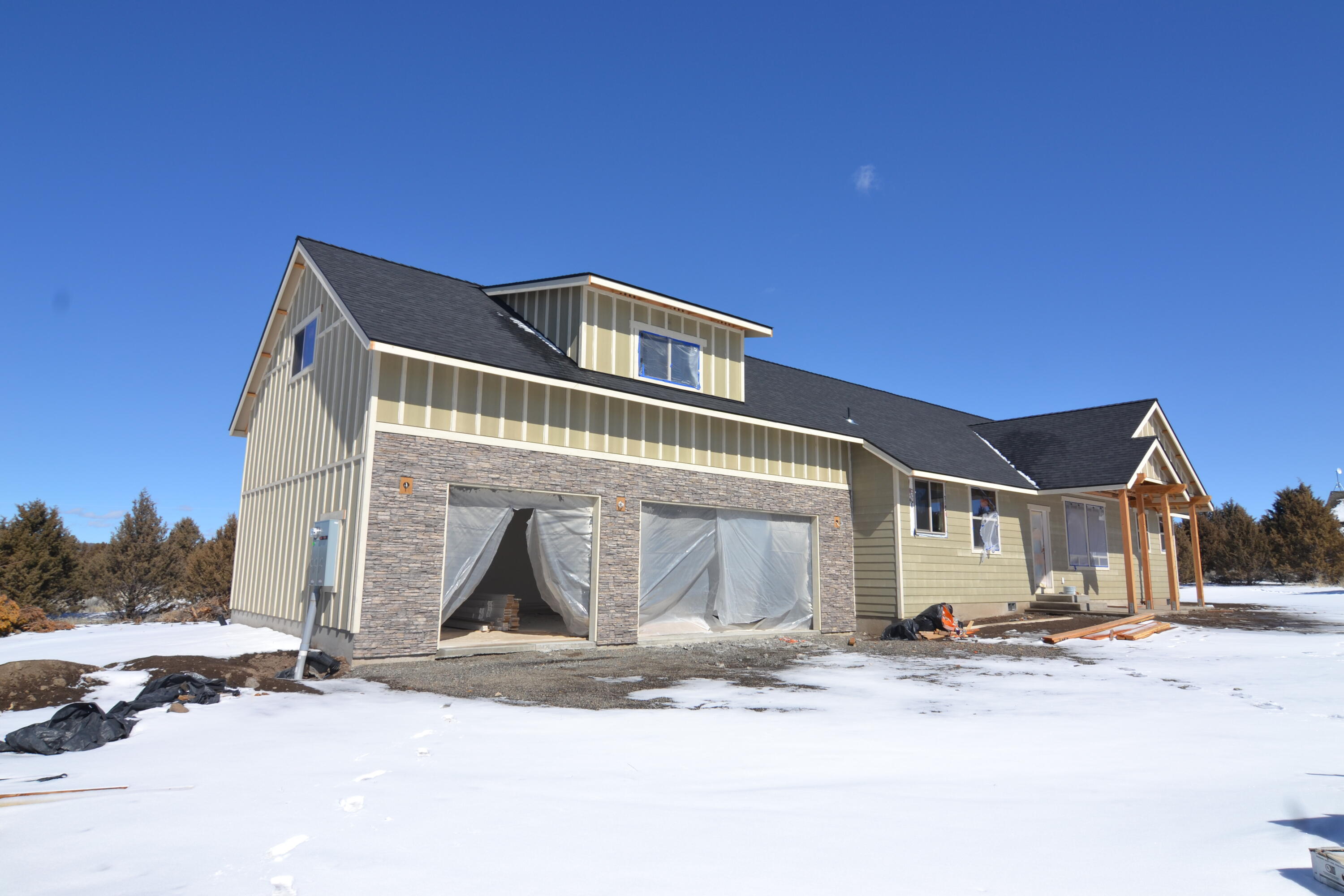 Mountain Ridge Est. - Residential