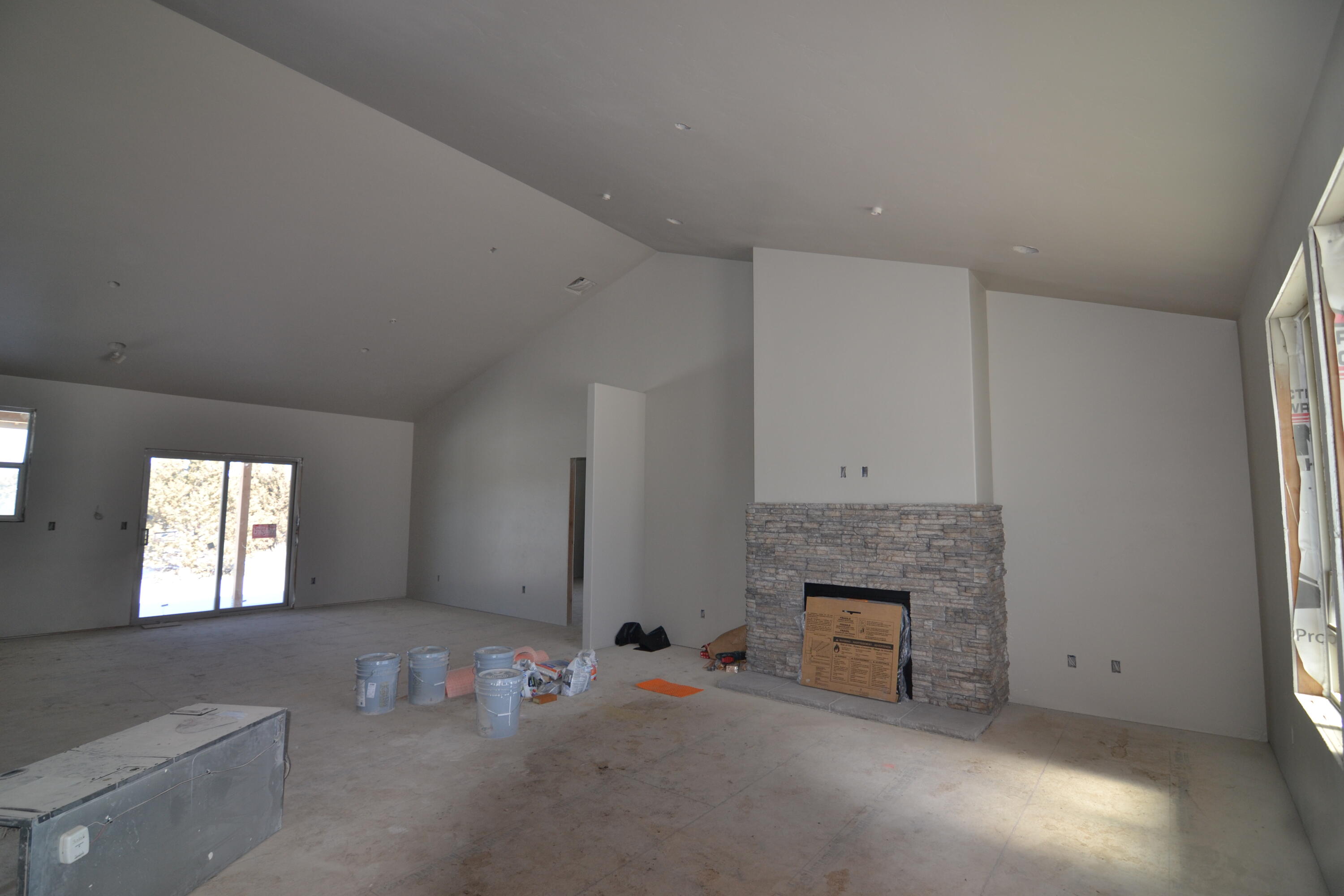 Mountain Ridge Est. - Residential