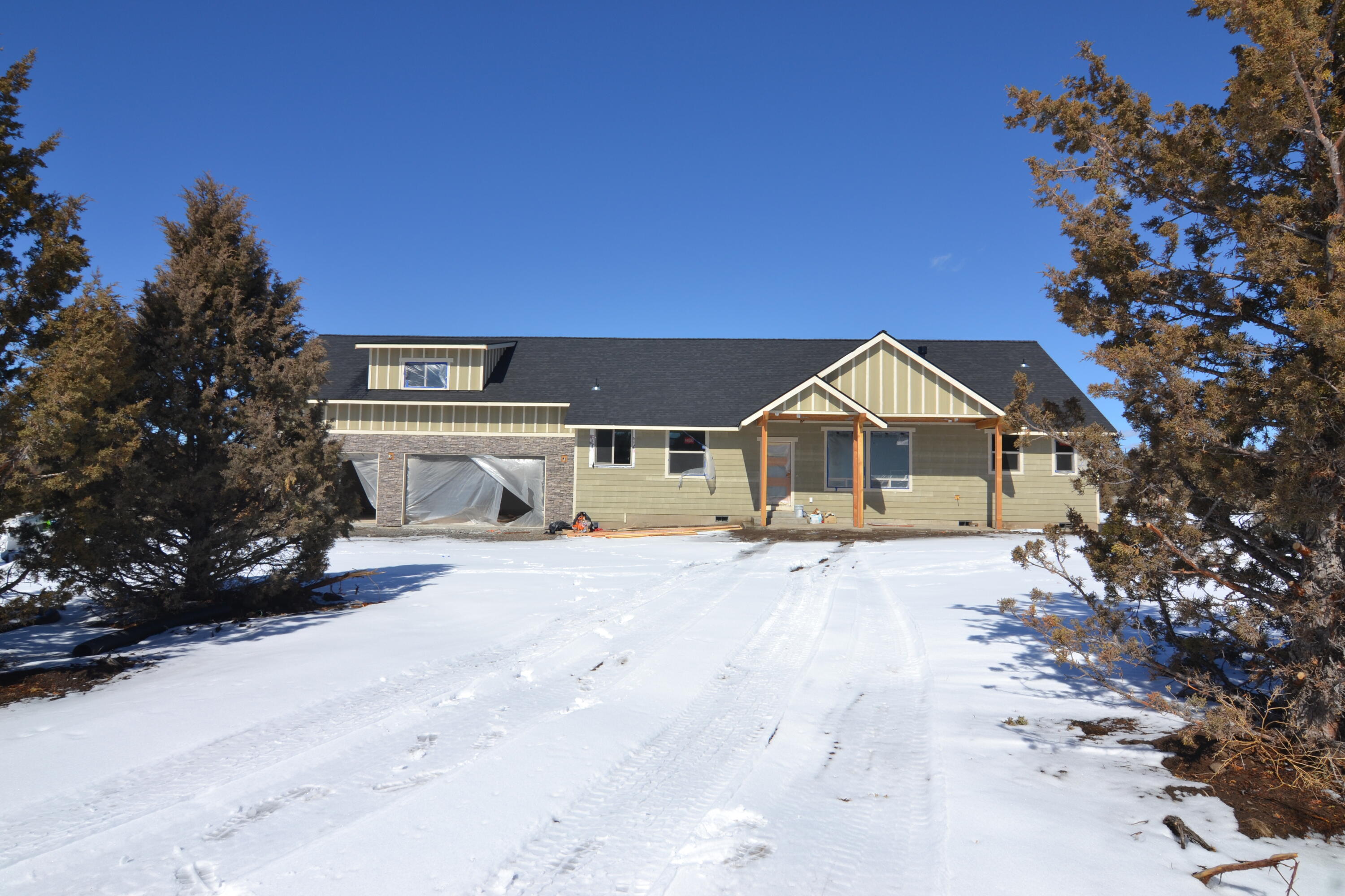 Mountain Ridge Est. - Residential