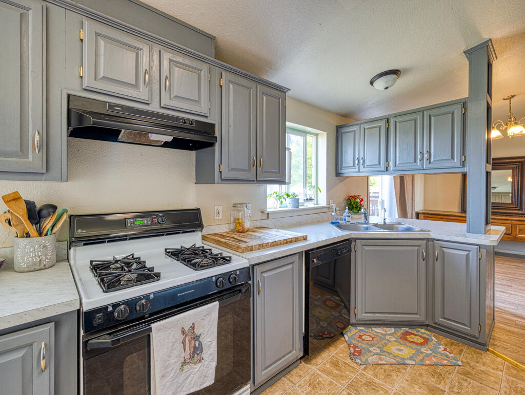 Dewitt Home Tracts - Residential