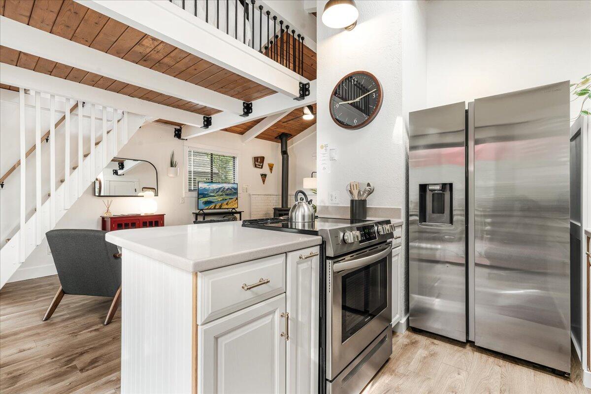 57063 Deer Lane