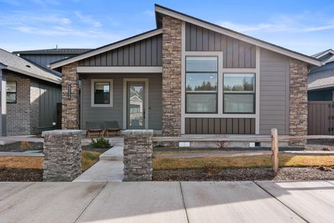 2256 NW Skyline Ranch Road Bend OR 97703