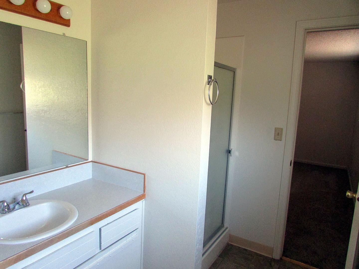 Old Orchard Manor - Residential