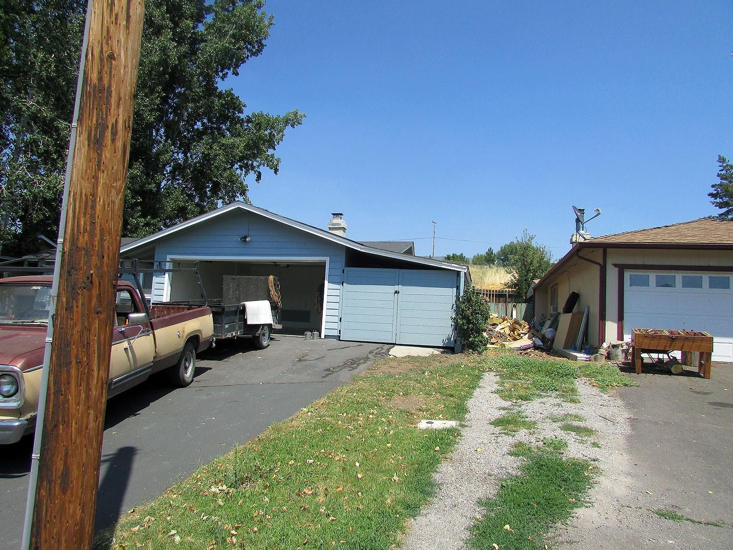 Old Orchard Manor - Residential