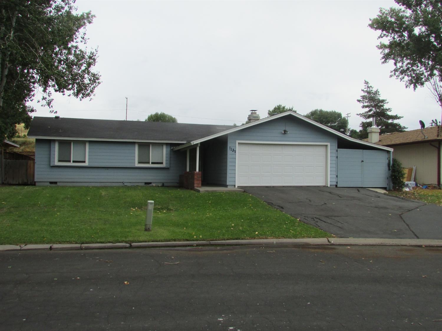 Old Orchard Manor - Residential