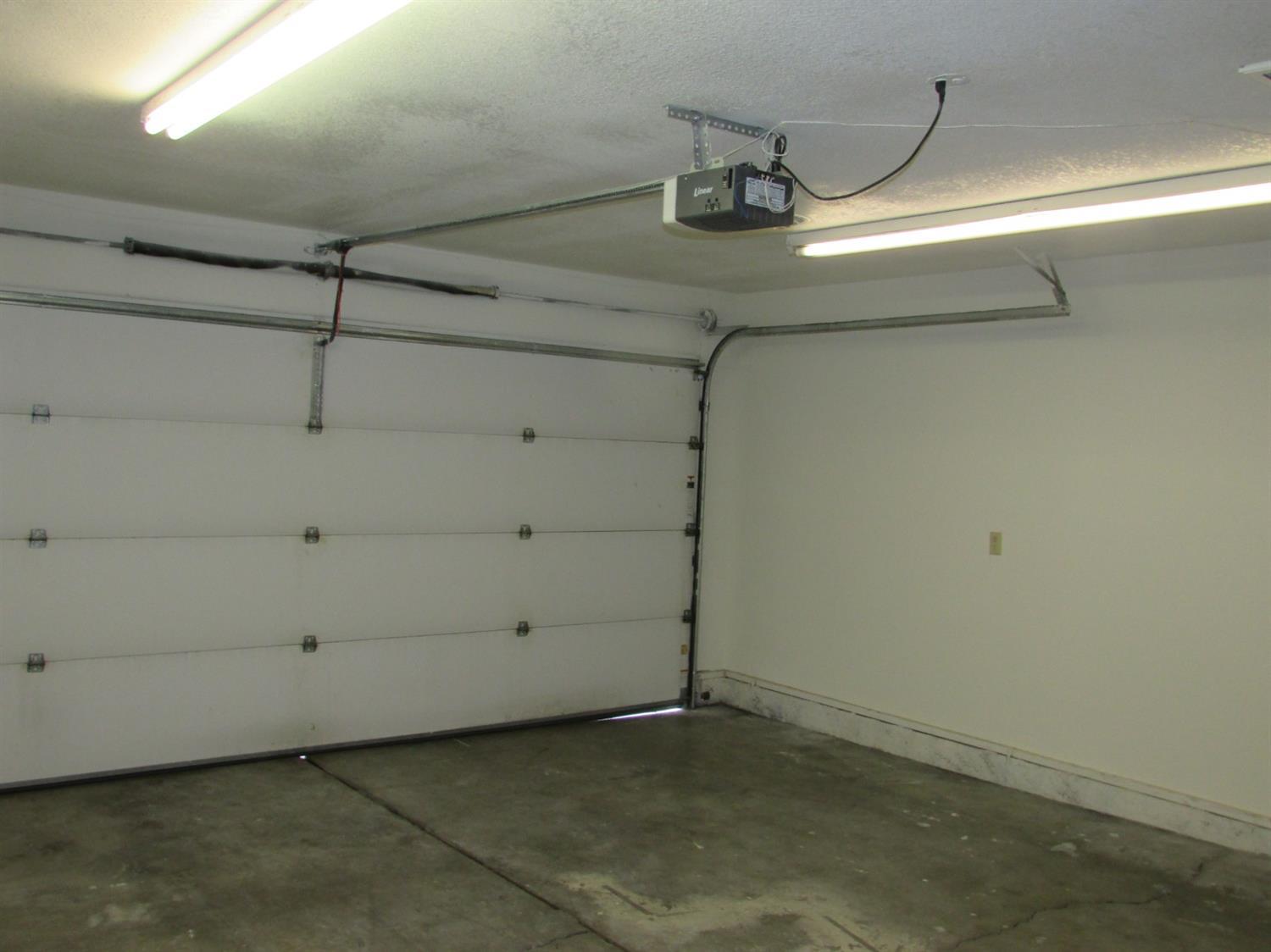 Old Orchard Manor - Residential