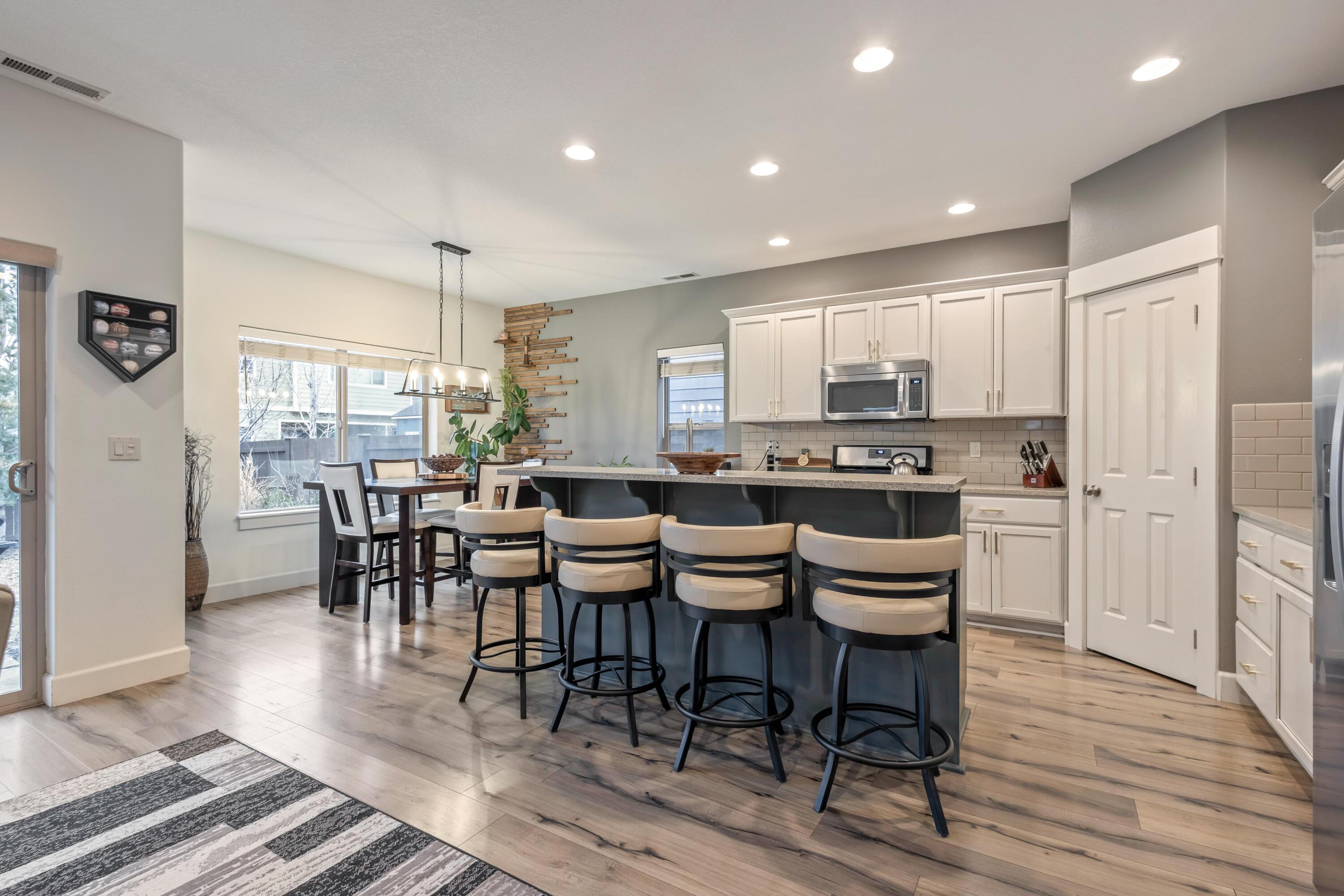 21336 NE Evelyn Place