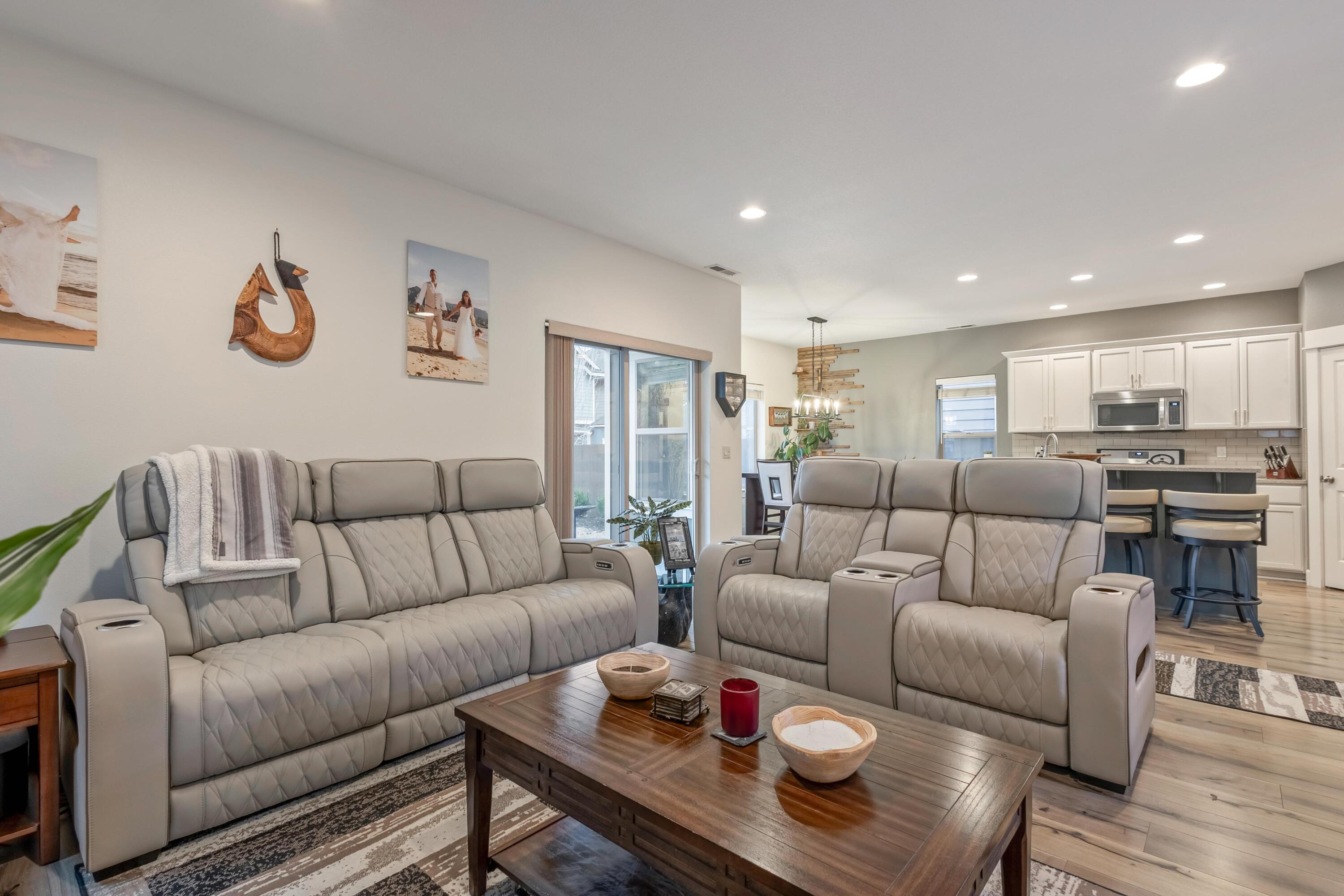 21336 NE Evelyn Place