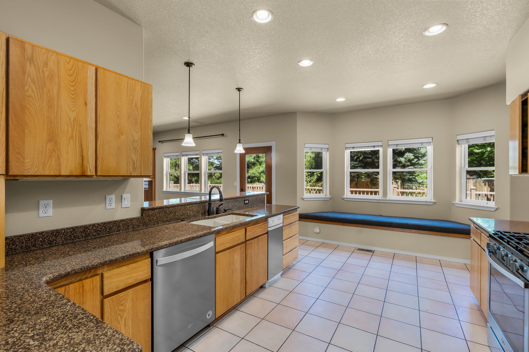 Oak Tree - Residential