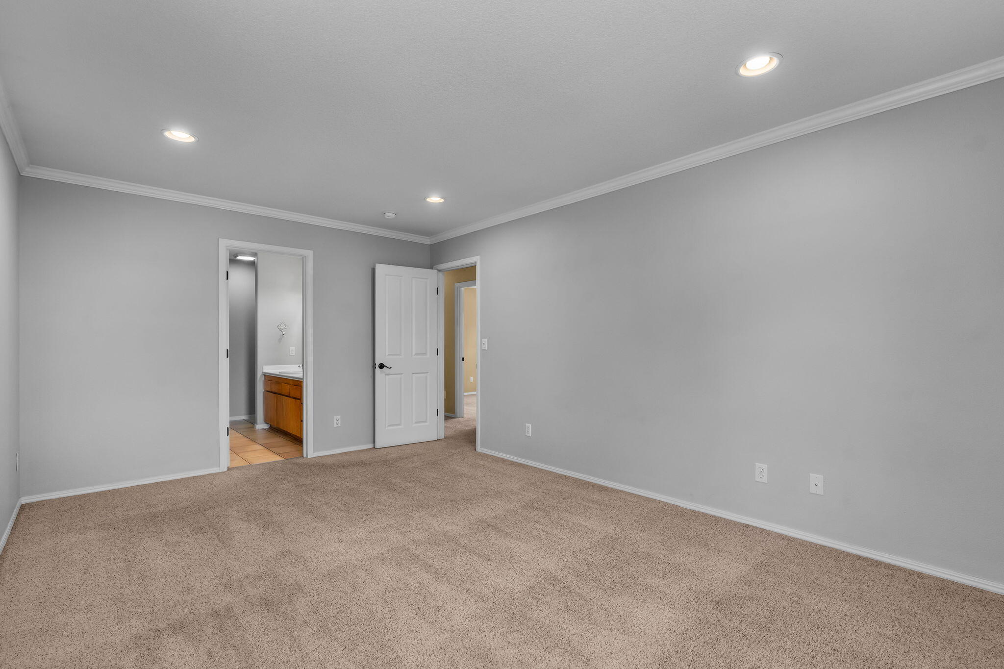 Oak Tree - Residential