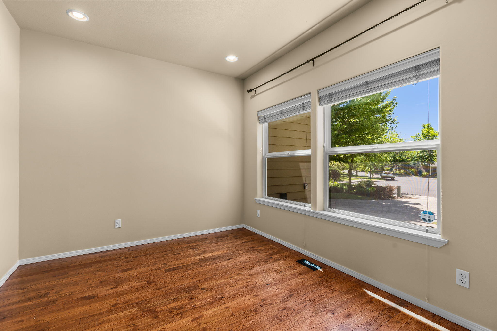 Oak Tree - Residential