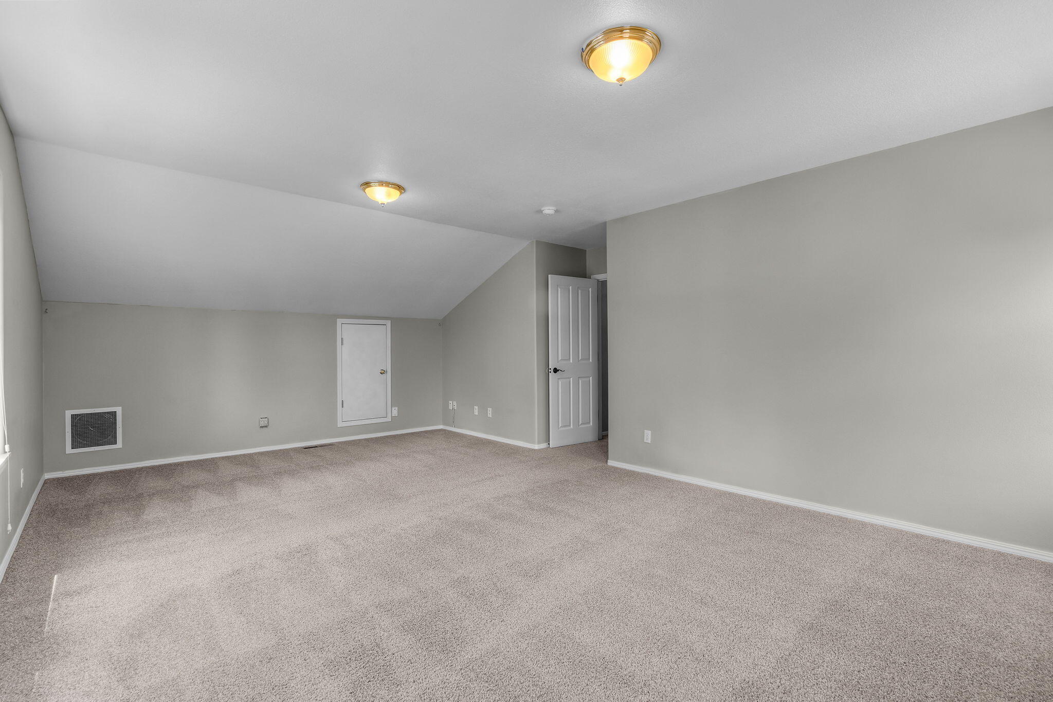 Oak Tree - Residential