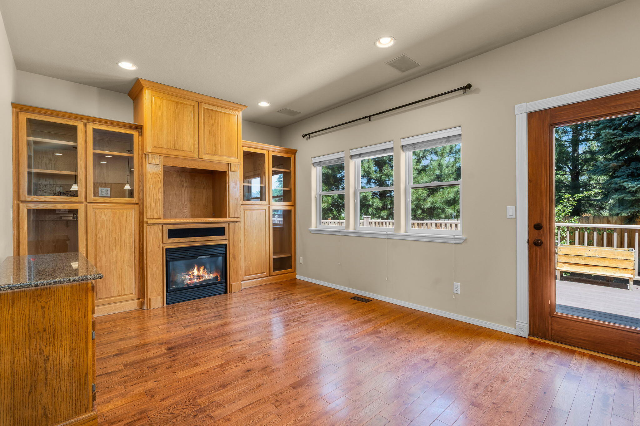 Oak Tree - Residential