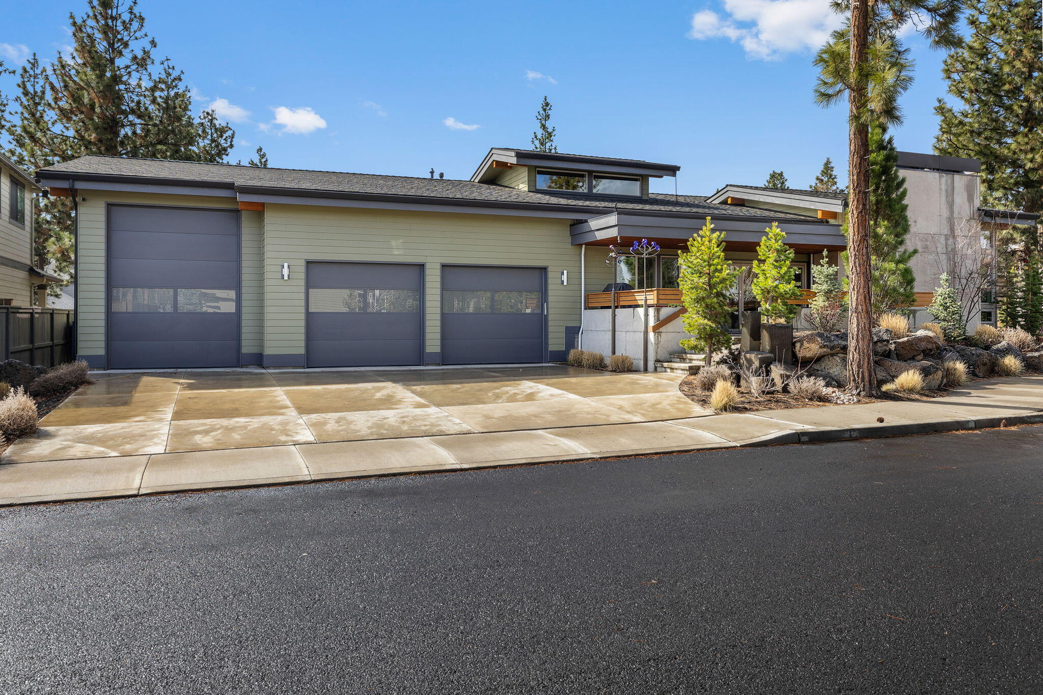 Three Pines Ridge - Residential