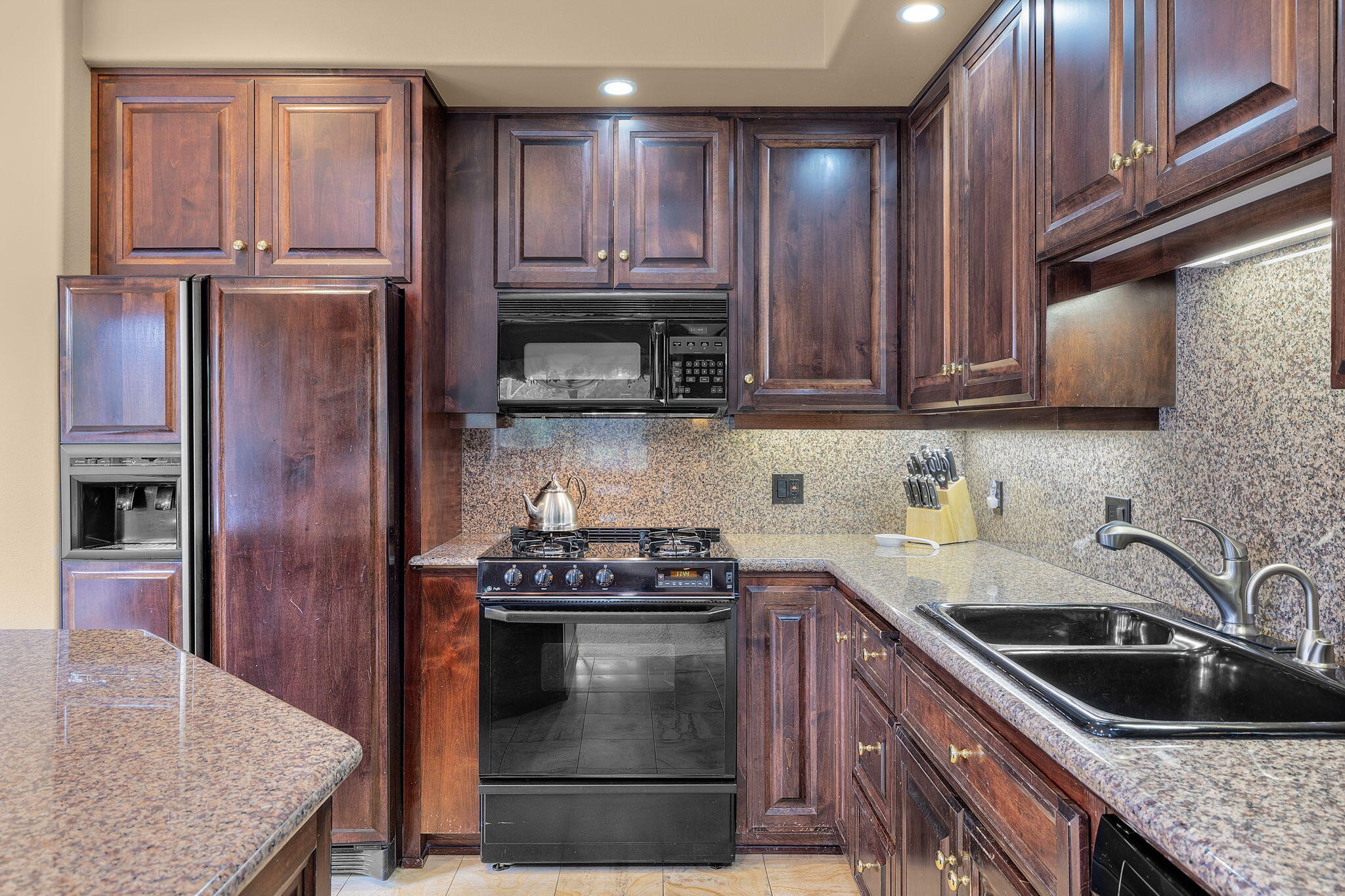 Broken Top - Residential