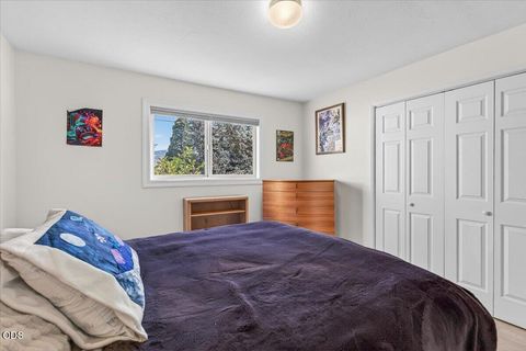 Tiny photo for 2334 Black Oak Way, Ashland, OR 97520 (MLS # 220223188)