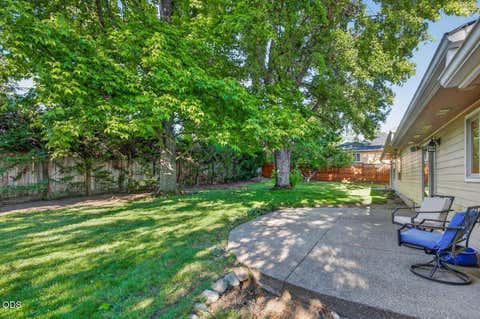 Tiny photo for 2334 Black Oak Way, Ashland, OR 97520 (MLS # 220223188)