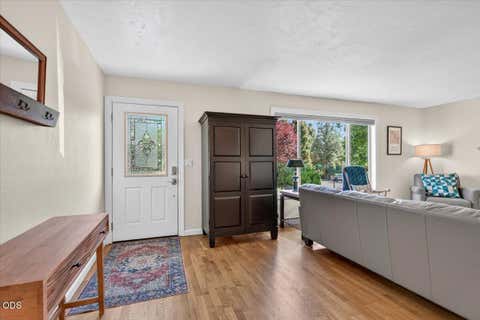 Tiny photo for 2334 Black Oak Way, Ashland, OR 97520 (MLS # 220223188)
