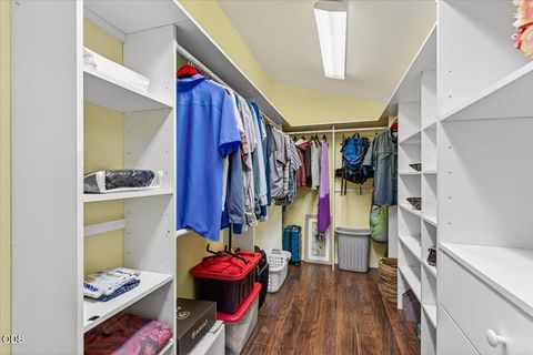 Tiny photo for 2334 Black Oak Way, Ashland, OR 97520 (MLS # 220223188)