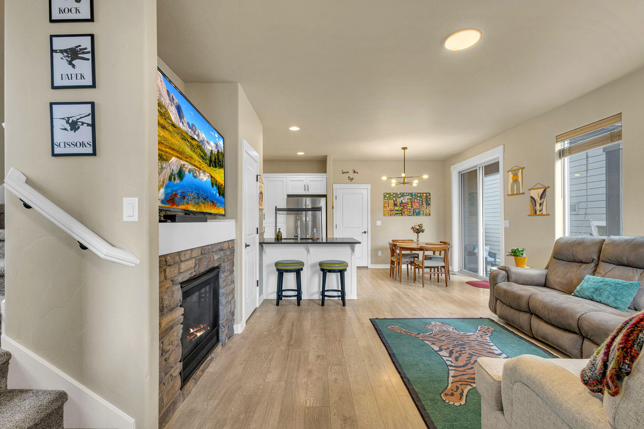 61082 SE Sydney Harbor Drive