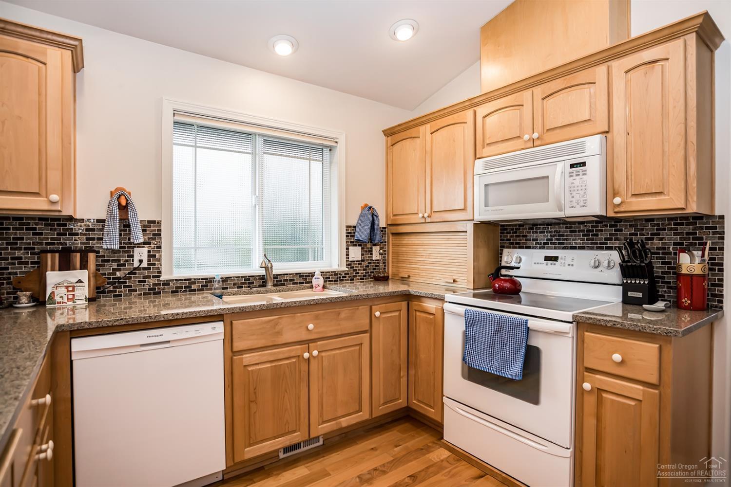 High Pointe - Residential