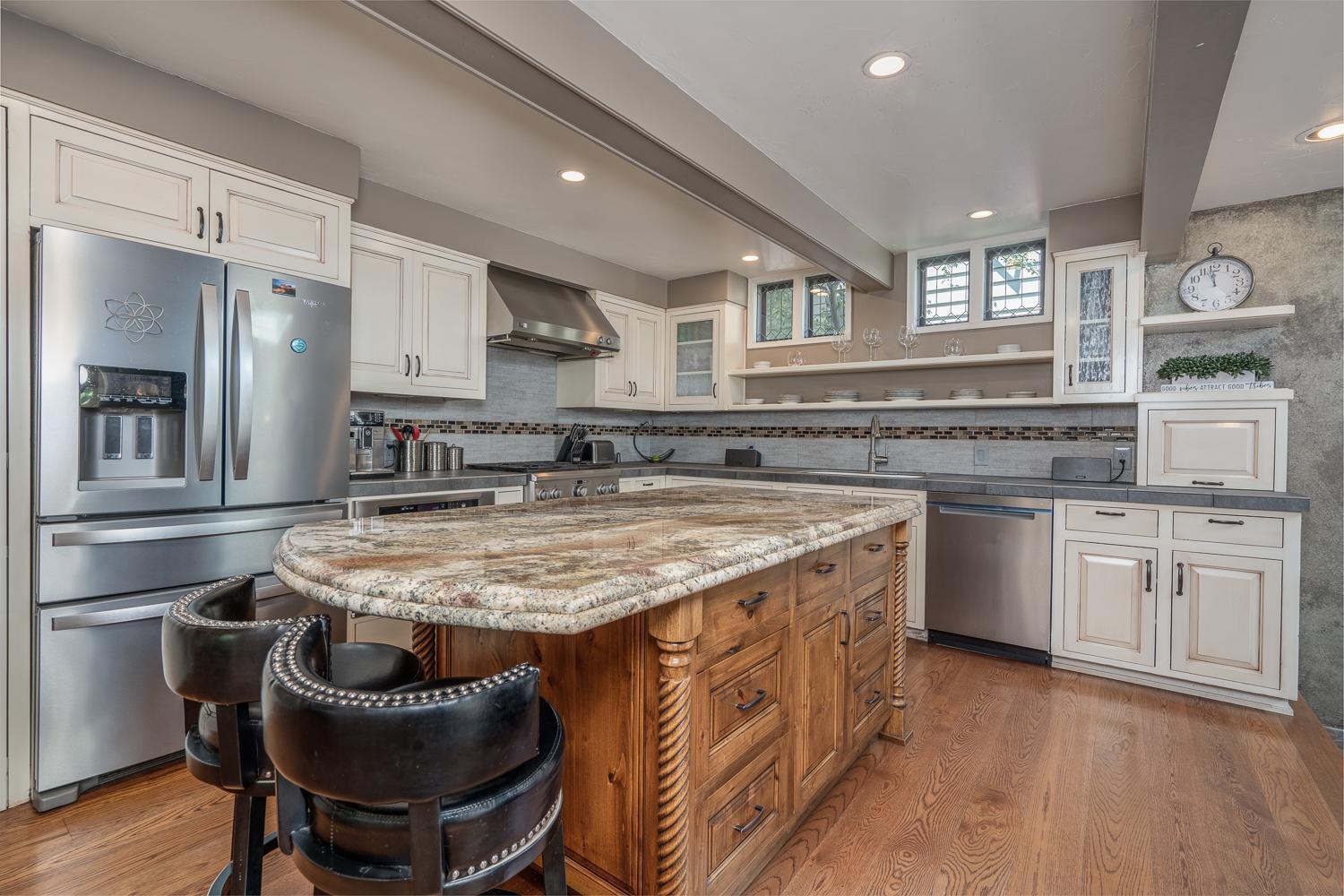 Pinelyn Park - Residential