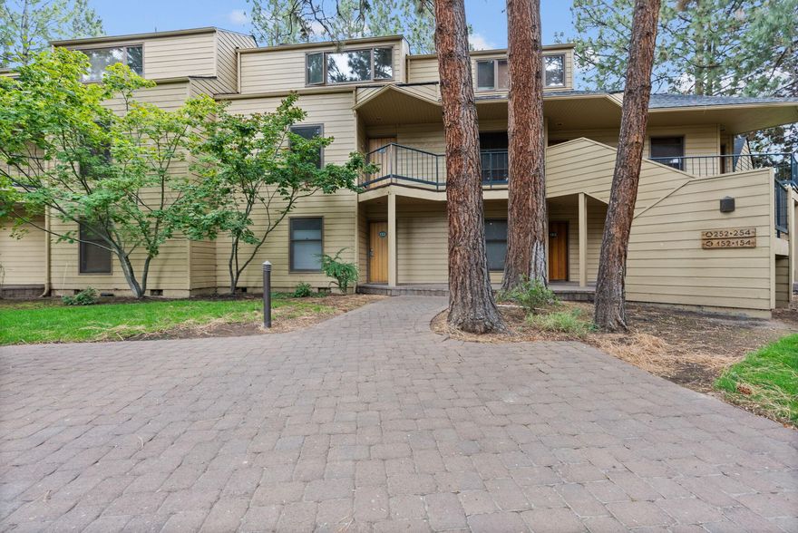 Freshly updated and ready for adventure, this Mt. Bachelor Village Ski House III condo blends mountain charm with modern comfort. Recent improvements include new tile flooring, carpet, fresh paint, updated kitchen with new fridge, window coverings, and an in-unit washer/dryer. The building was re-roofed in 2025, and the resort-style amenities include a pool, two hot tubs, playground, and access to the Deschutes River Trail. Whether you're strolling to the Old Mill, heading downtown, or catching first tracks at Mt. Bachelor, this location puts the best of Bend right at your fingertips. Short-term rentals are permitted, offering flexibility for personal use, rental income, or both. A low-maintenance retreat in one of Bend's most sought-after communities.