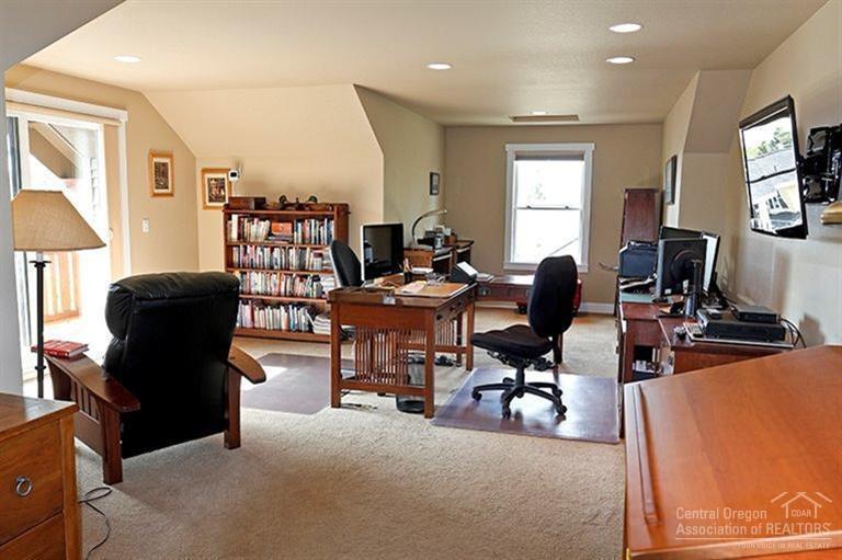 Broken Top - Residential