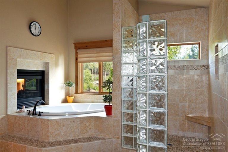 Broken Top - Residential