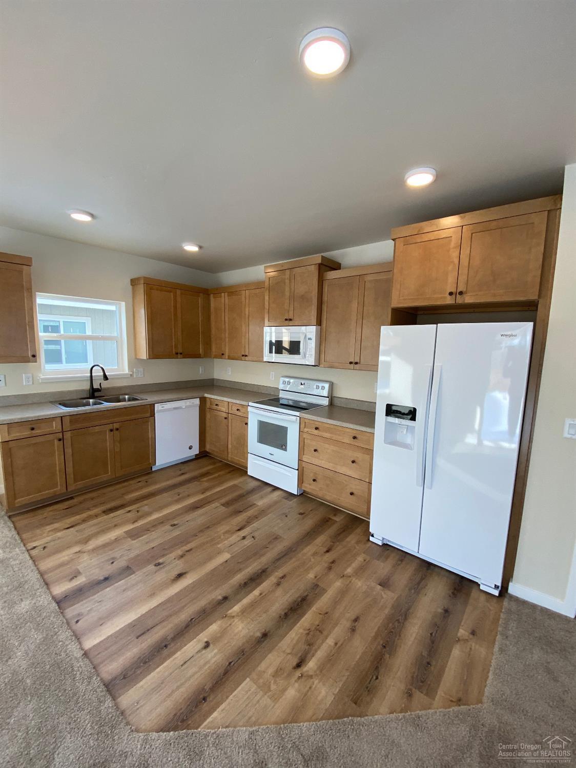 Morning Crest - Residential