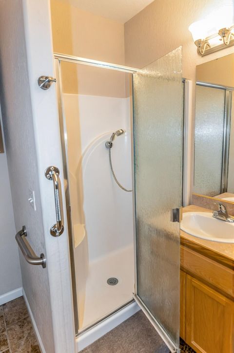 Tiny photo for 5148 Briana Drive, Klamath Falls, OR 97603 (MLS # 220211827)