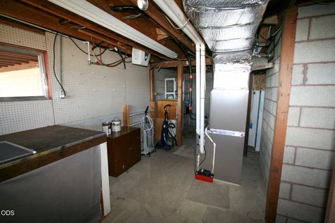 Tiny photo for 7846 Donegal Avenue, Klamath Falls, OR 97603 (MLS # 220224277)