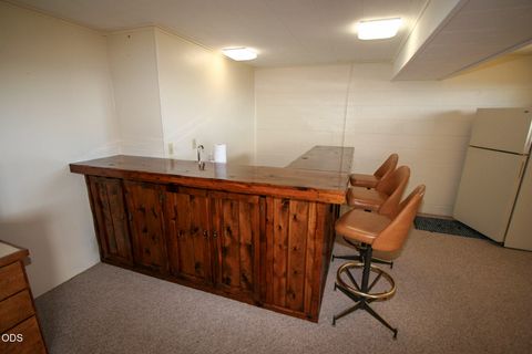 Tiny photo for 7846 Donegal Avenue, Klamath Falls, OR 97603 (MLS # 220224277)