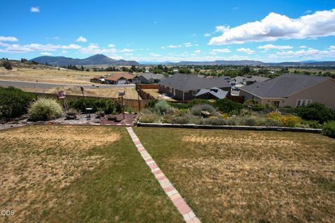 Tiny photo for 7846 Donegal Avenue, Klamath Falls, OR 97603 (MLS # 220224277)