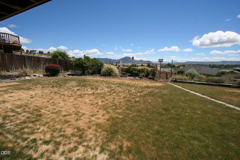 Tiny photo for 7846 Donegal Avenue, Klamath Falls, OR 97603 (MLS # 220224277)
