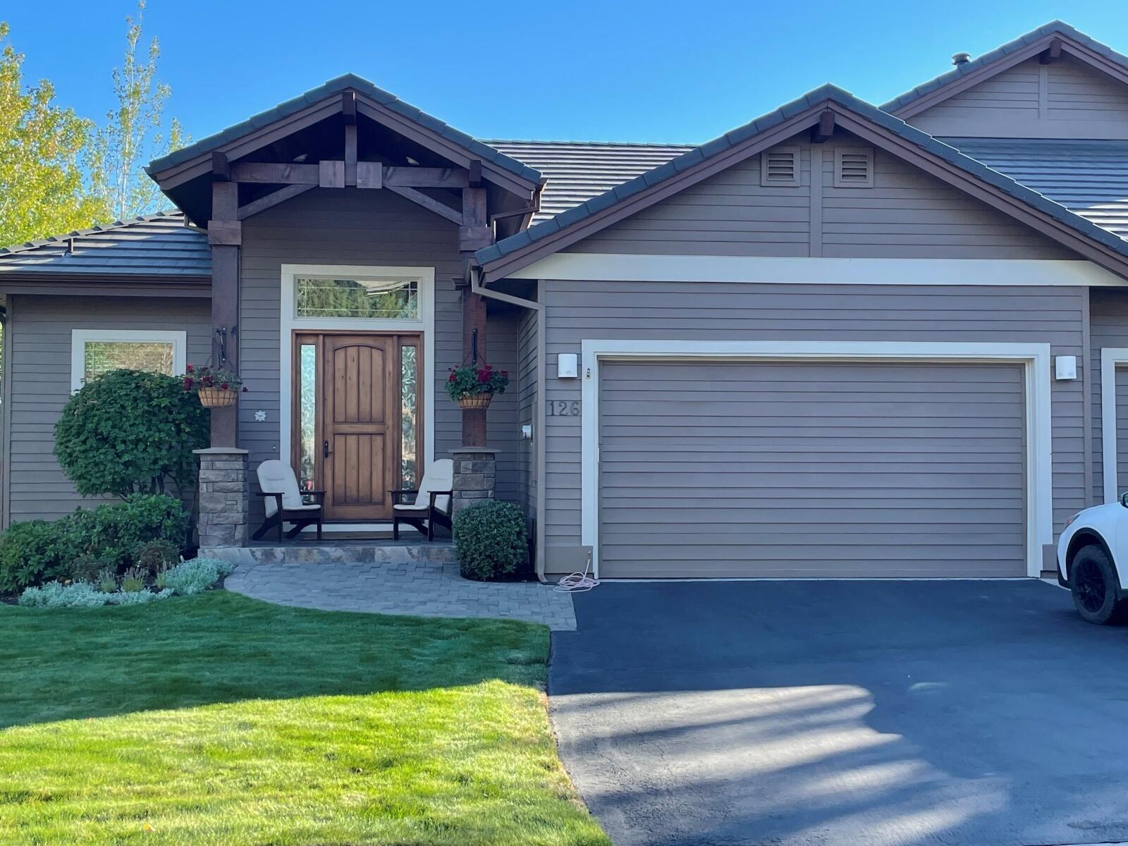 Skyliner Summit - Residential