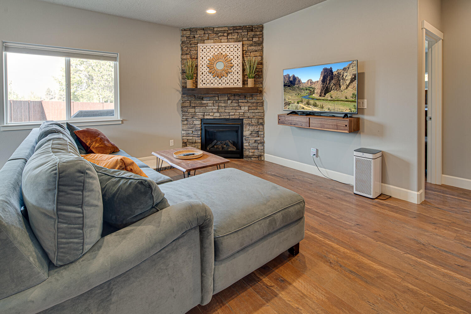 Josie Meadows - Residential