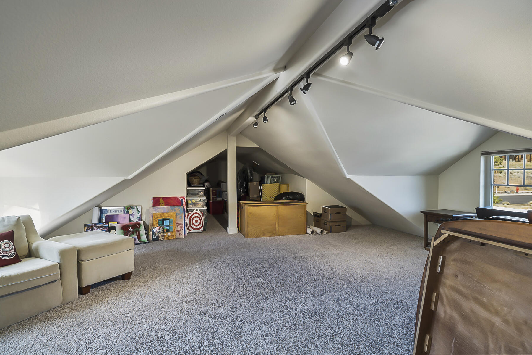 Skyliner Summit - Residential