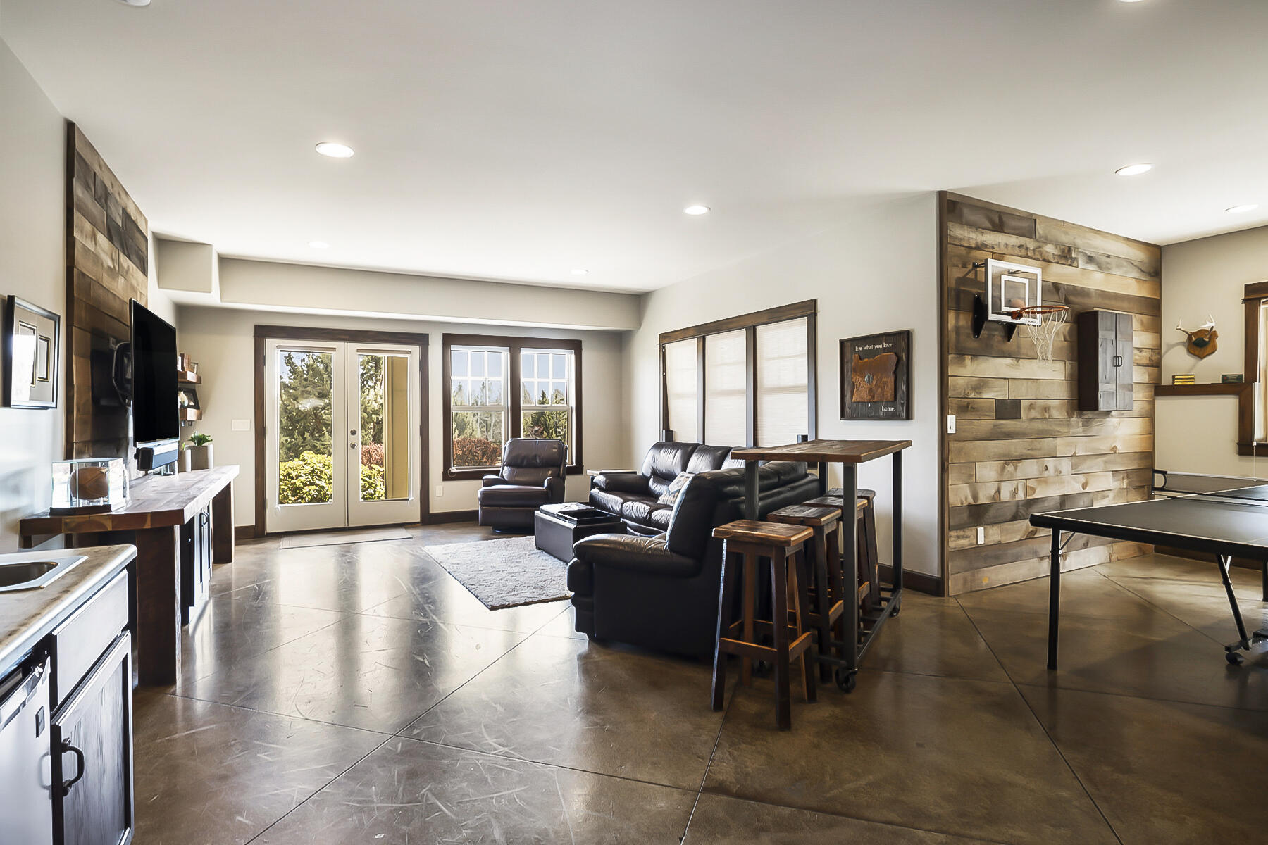 Skyliner Summit - Residential