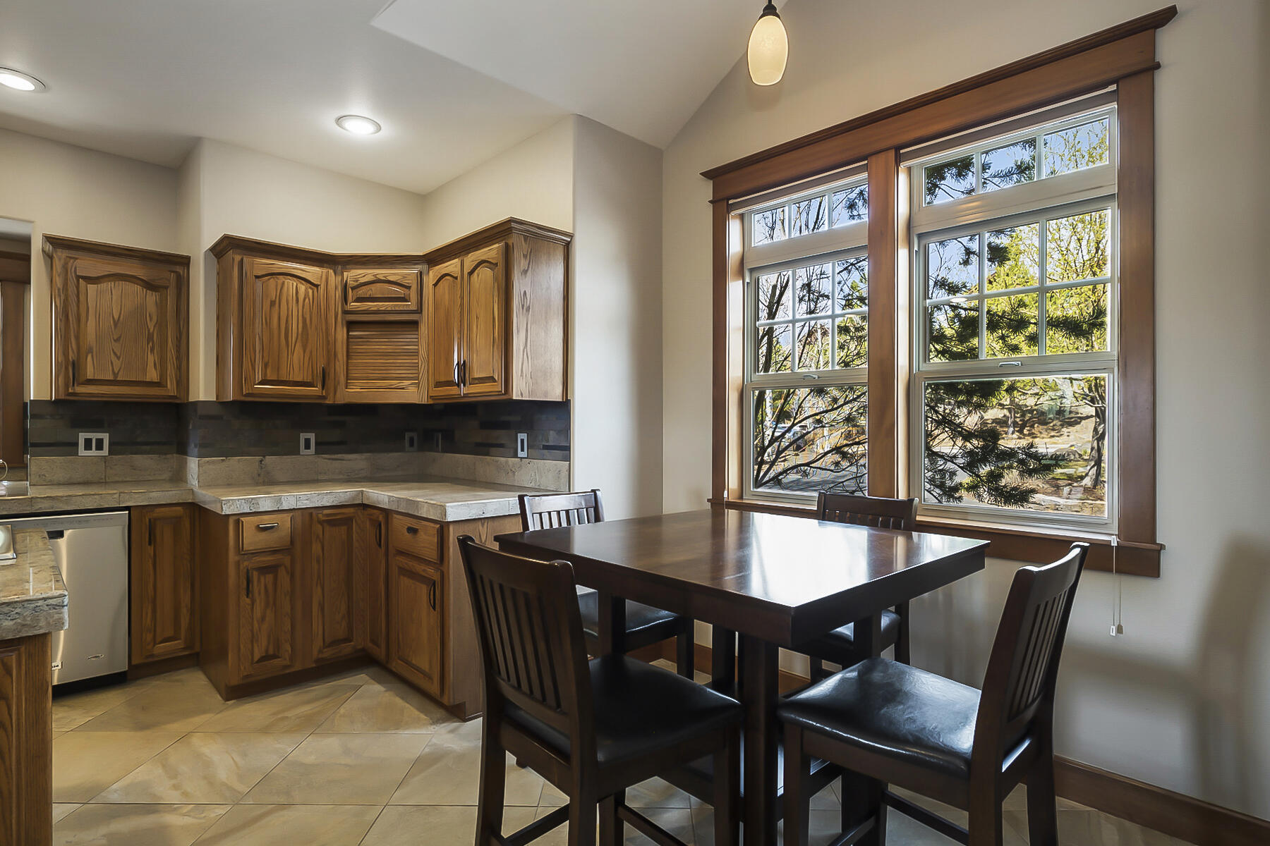 Skyliner Summit - Residential