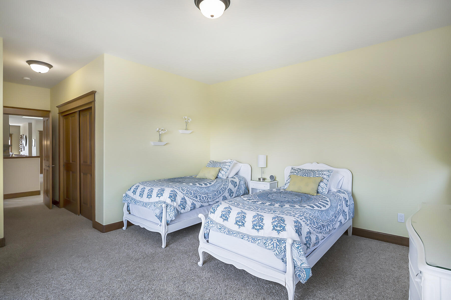 Skyliner Summit - Residential