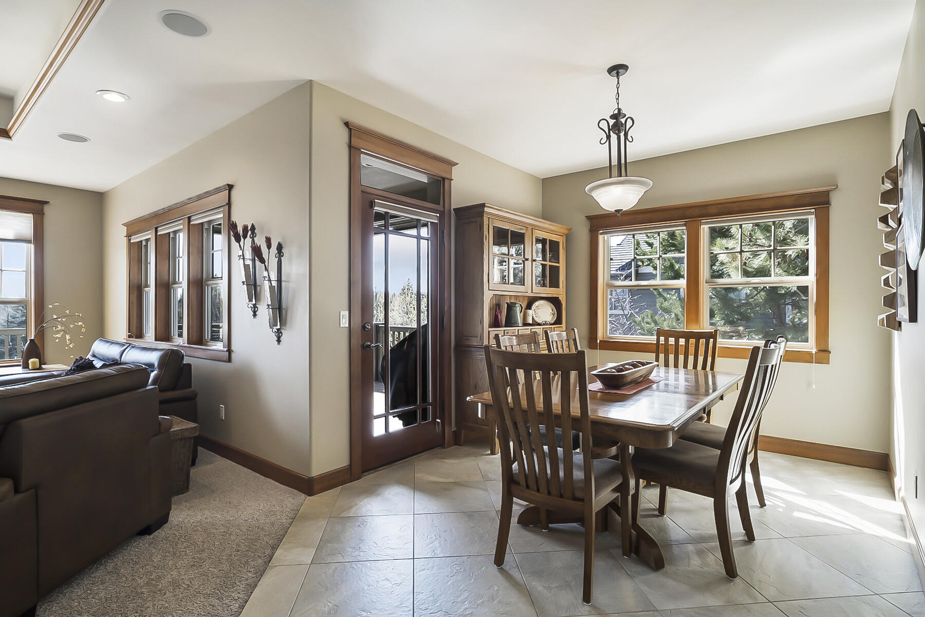 Skyliner Summit - Residential